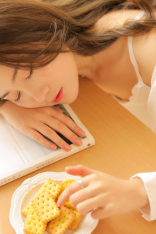 美女大胸